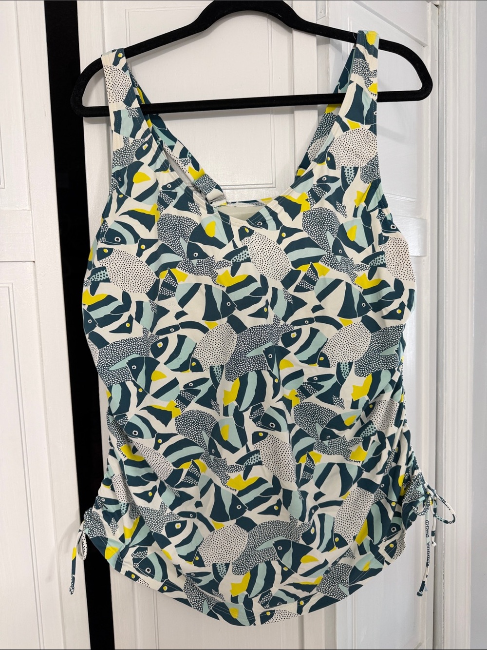 Lands' End Women's tankini  top fish 18 w